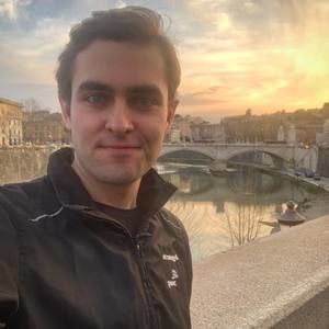 Meet your Posher, Lucas